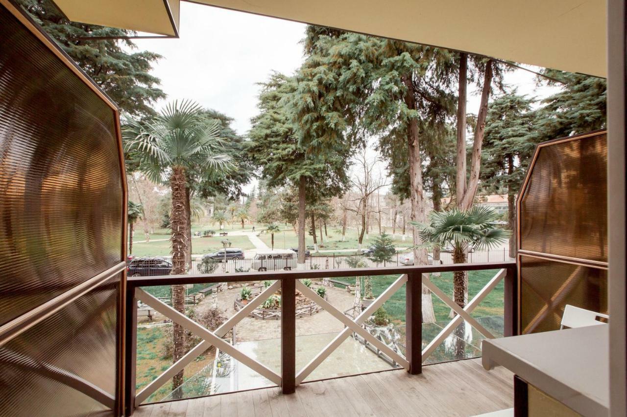 Pitsunda Hotel ภายนอก รูปภาพ